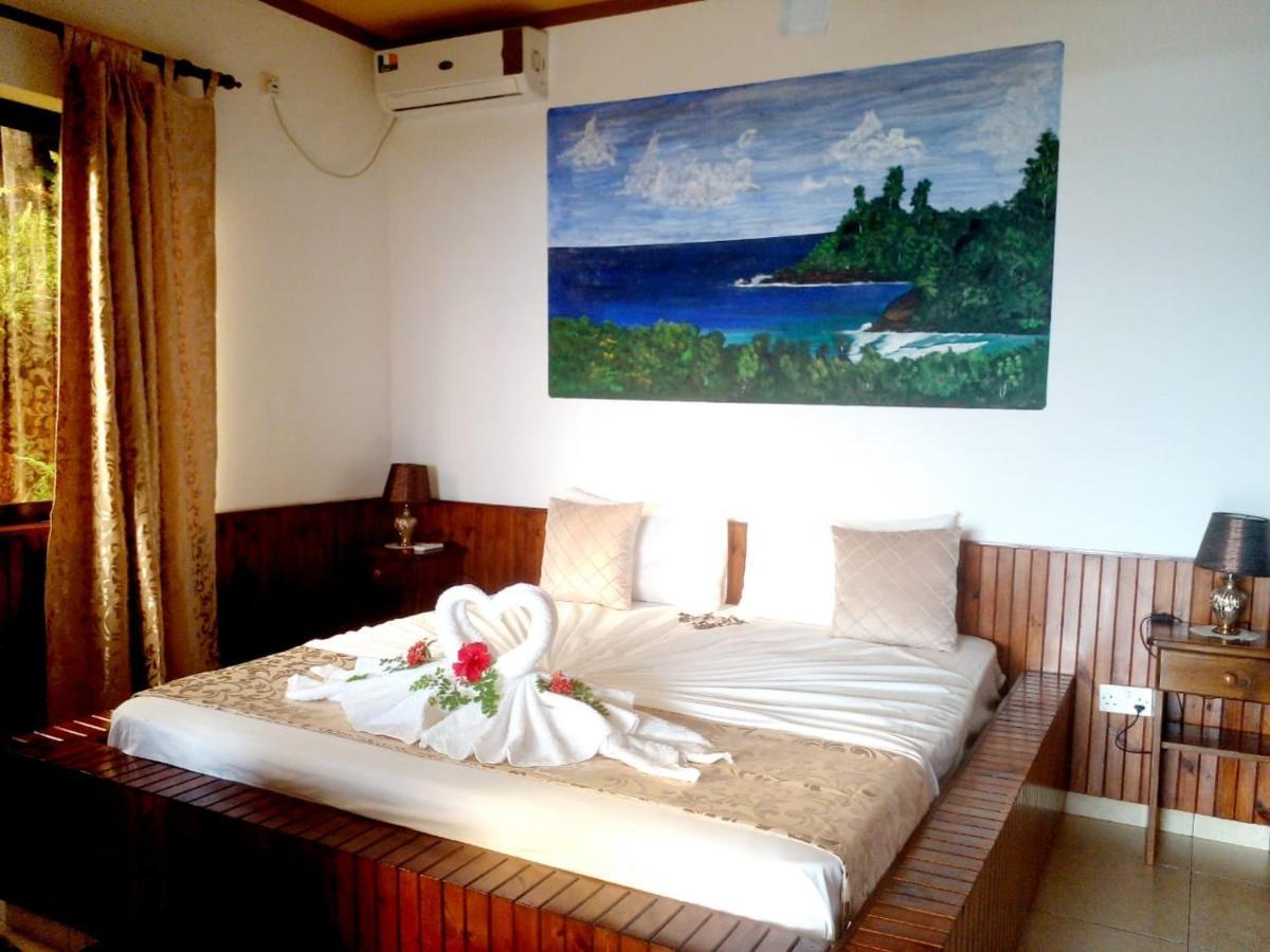 Les Elles Guesthouse Self Catering Baie Lazare  Екстер'єр фото