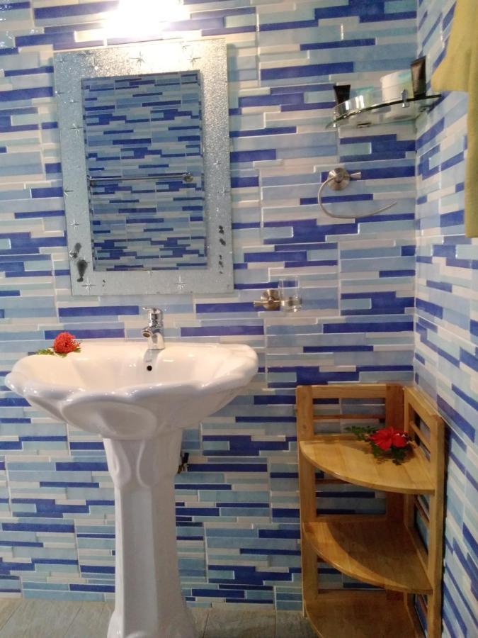 Les Elles Guesthouse Self Catering Baie Lazare  Екстер'єр фото