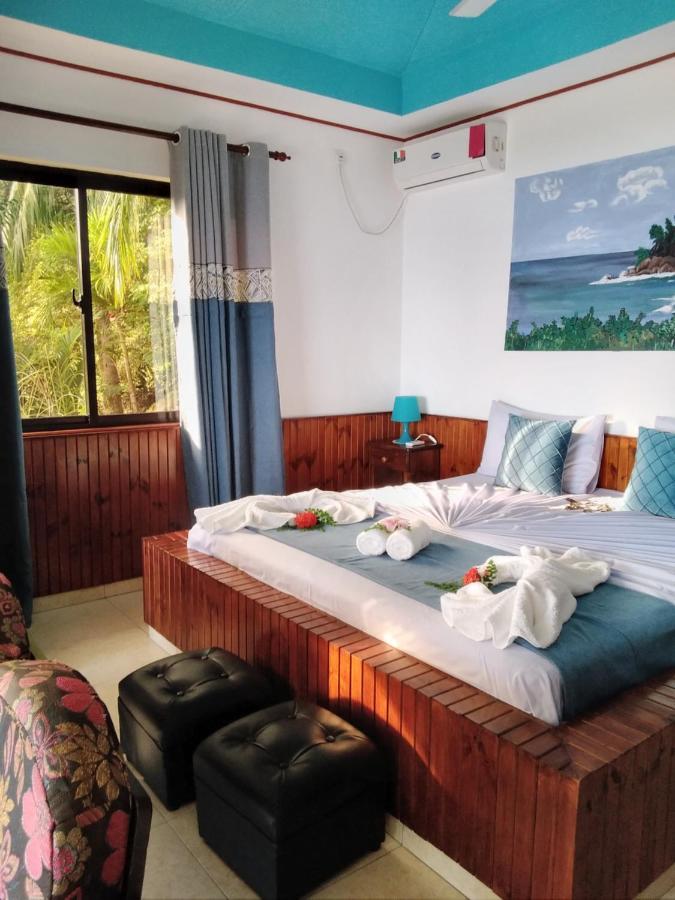 Les Elles Guesthouse Self Catering Baie Lazare  Екстер'єр фото
