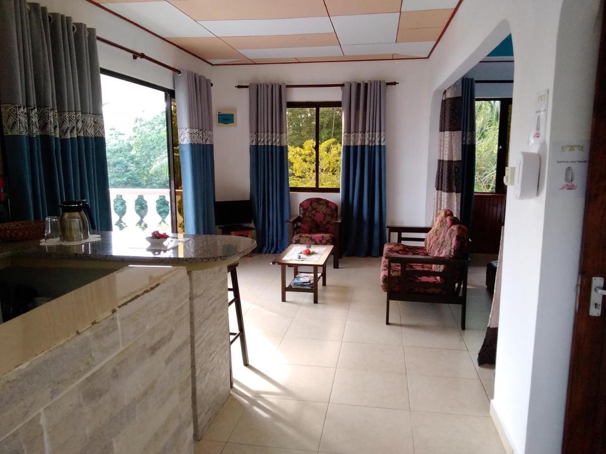 Les Elles Guesthouse Self Catering Baie Lazare  Екстер'єр фото