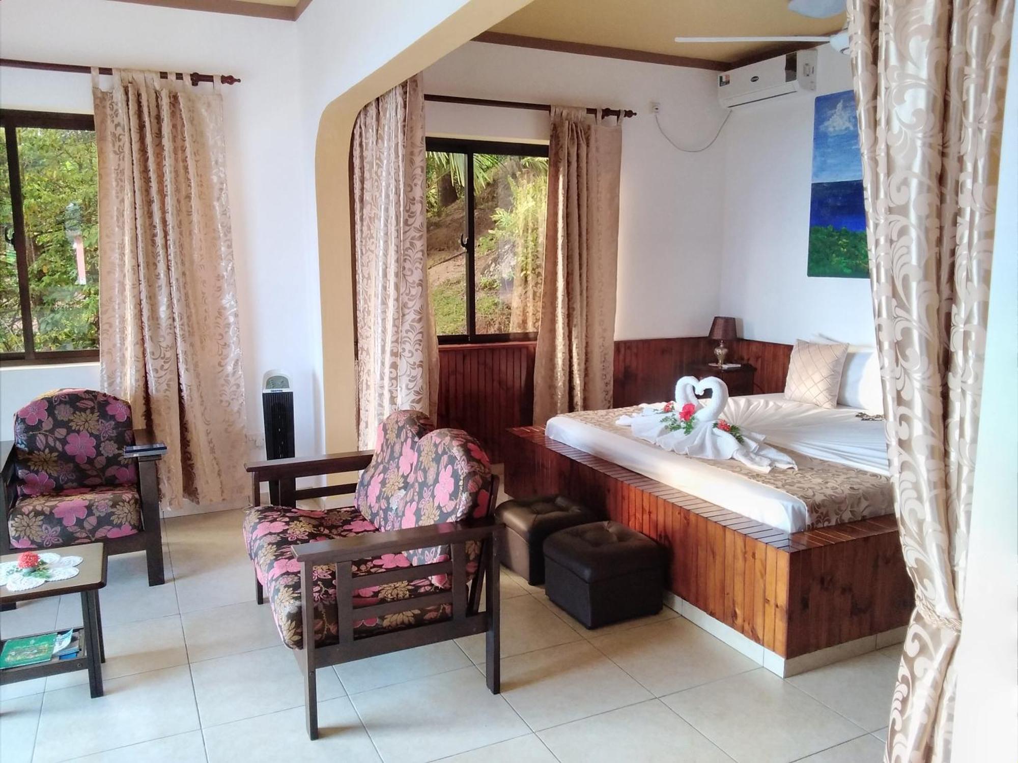 Les Elles Guesthouse Self Catering Baie Lazare  Номер фото