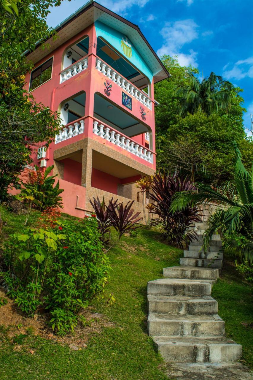 Les Elles Guesthouse Self Catering Baie Lazare  Екстер'єр фото